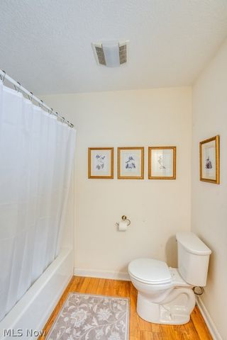 136 Taylor Road, Barberton, OH 44203