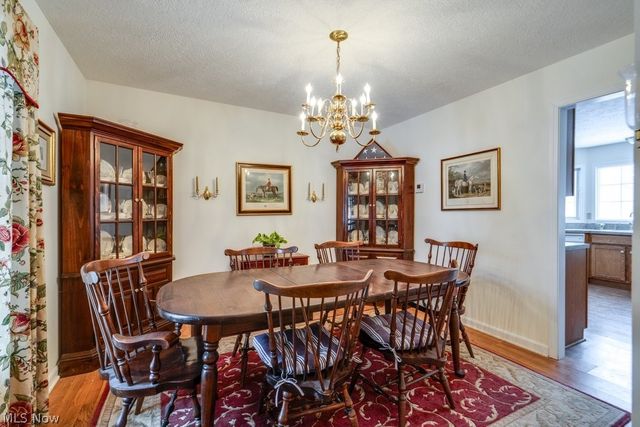 136 Taylor Road, Barberton, OH 44203