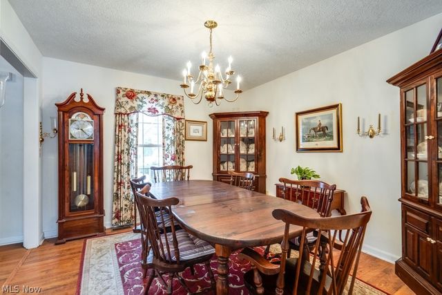 136 Taylor Road, Barberton, OH 44203