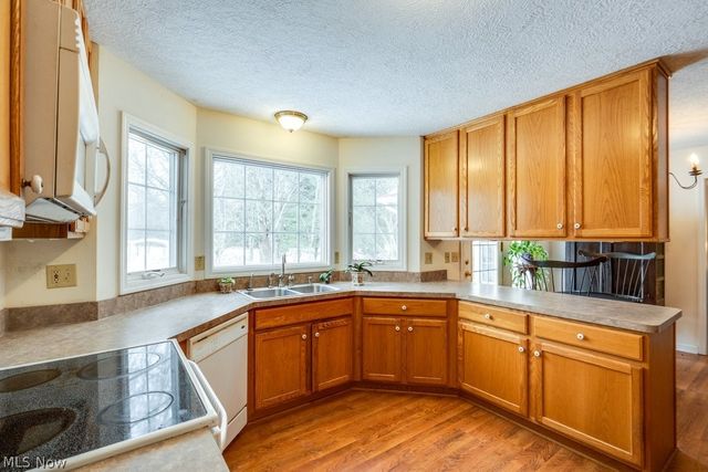 136 Taylor Road, Barberton, OH 44203