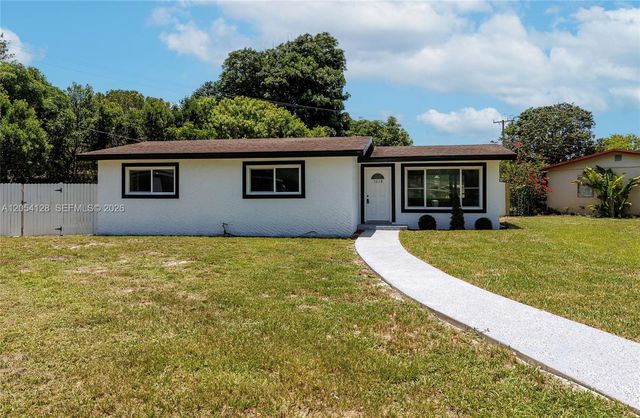 1218 NW 15th St, Fort Lauderdale, FL 33311
