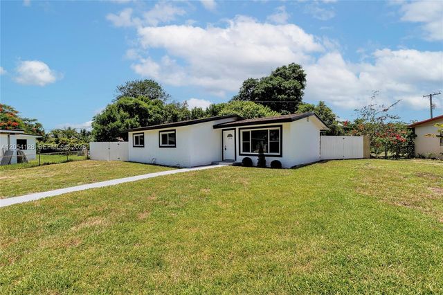 1218 NW 15th St, Fort Lauderdale, FL 33311