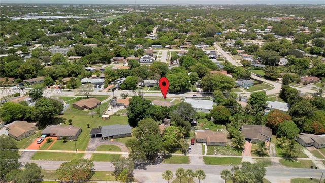 1218 NW 15th St, Fort Lauderdale, FL 33311