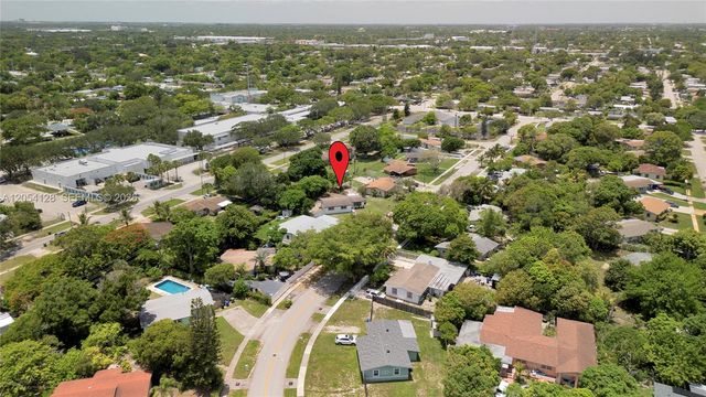 1218 NW 15th St, Fort Lauderdale, FL 33311