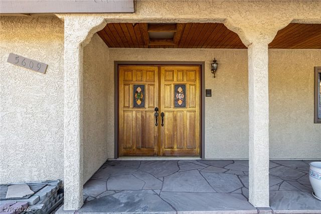 5609 Palmyra Avenue, Las Vegas, NV 89146