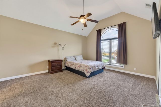 3876 Maliki Dr, Clarksville, TN 37042