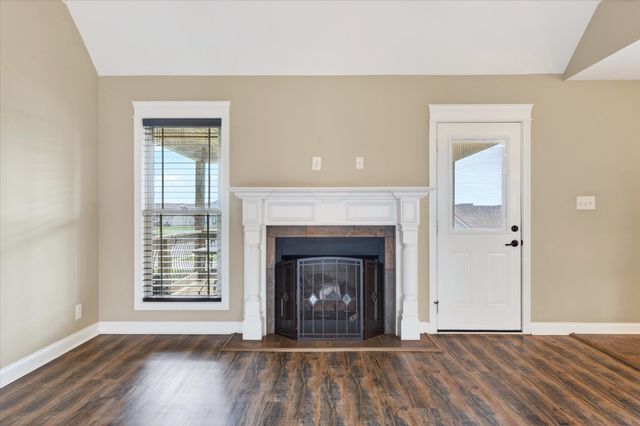 3876 Maliki Dr, Clarksville, TN 37042