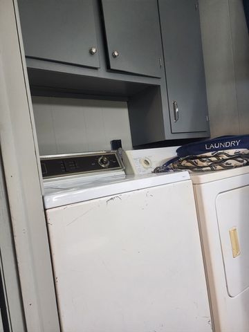 47 Keith St, Springfield, MA 01108