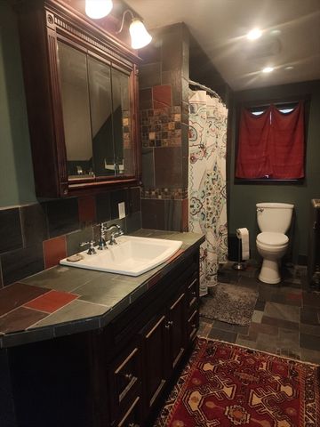 47 Keith St, Springfield, MA 01108