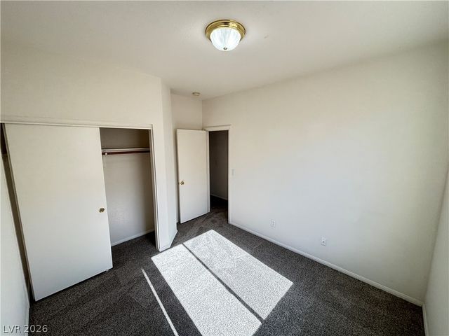 10319 Splendor Ridge Avenue, Las Vegas, NV 89135