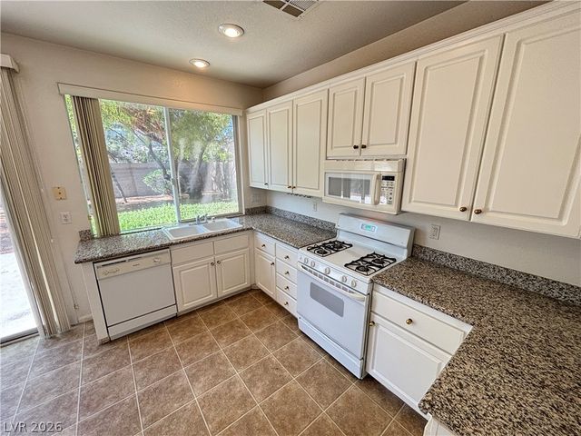 10319 Splendor Ridge Avenue, Las Vegas, NV 89135