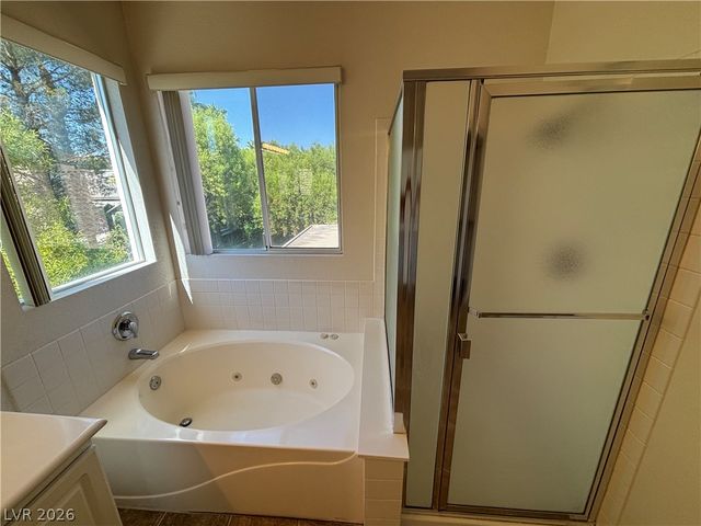 10319 Splendor Ridge Avenue, Las Vegas, NV 89135