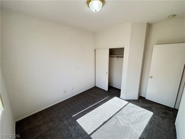 10319 Splendor Ridge Avenue, Las Vegas, NV 89135