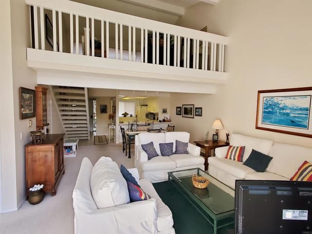 2505 Navarra Dr. 325, Carlsbad, CA 92009