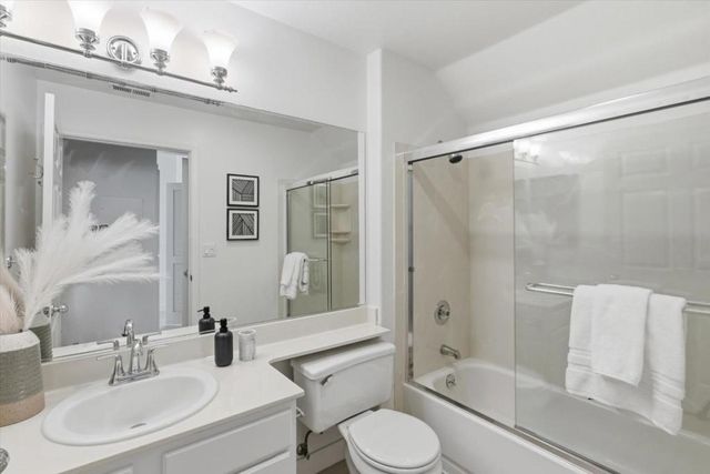 903 Sunrose Terrace 301, Sunnyvale, CA 94086