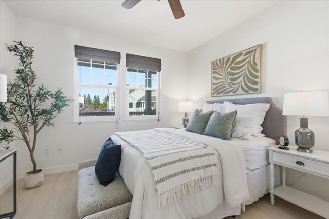 903 Sunrose Terrace 301, Sunnyvale, CA 94086