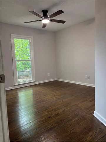 1743 Moss Drive, Snellville, GA 30078