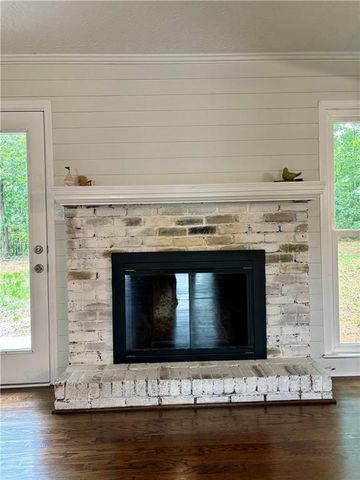 1743 Moss Drive, Snellville, GA 30078
