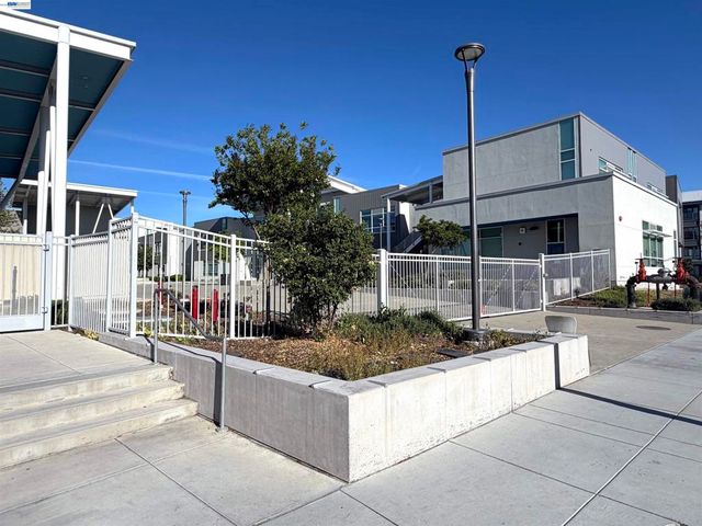 3698 Vision Cmn 314, Fremont, CA 94538