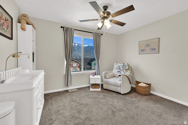 864 N FARMINGTON XING, Farmington, UT 84025