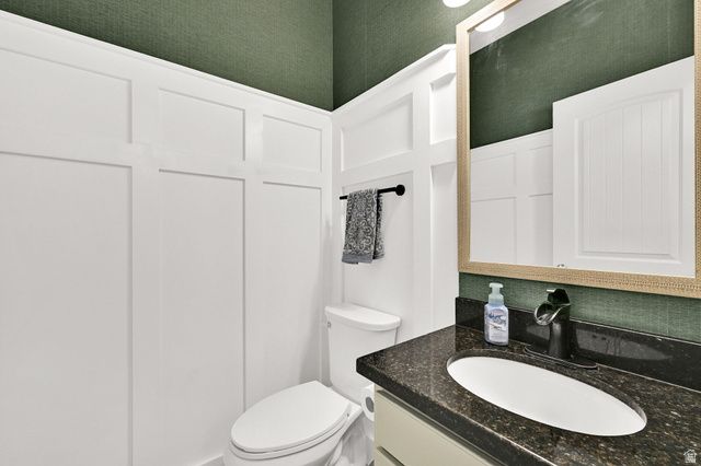 864 N FARMINGTON XING, Farmington, UT 84025