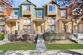 864 N FARMINGTON XING, Farmington, UT 84025