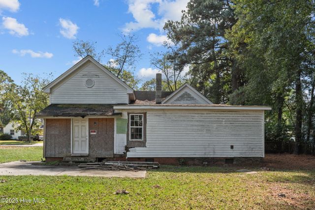 204 W Green Street, Robersonville, NC 27871