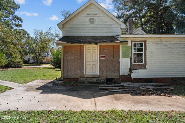 204 W Green Street, Robersonville, NC 27871