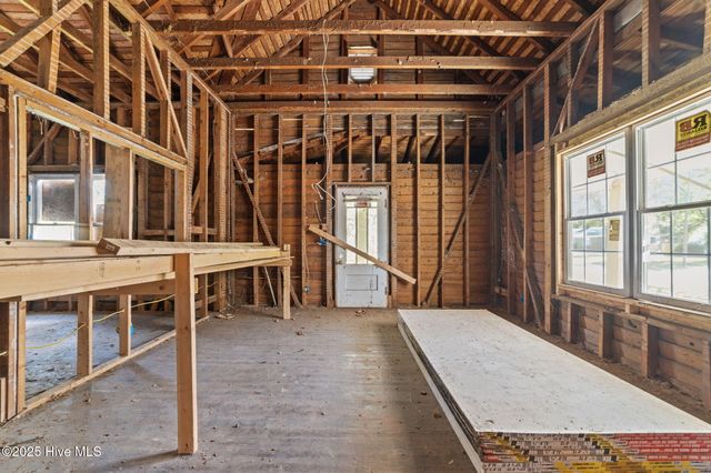 204 W Green Street, Robersonville, NC 27871