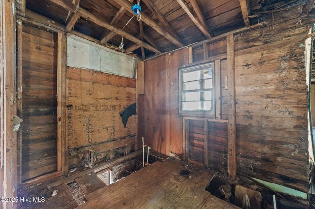 204 W Green Street, Robersonville, NC 27871