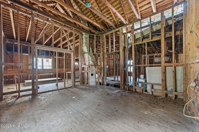 204 W Green Street, Robersonville, NC 27871