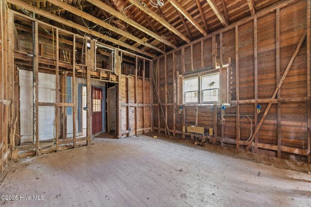 204 W Green Street, Robersonville, NC 27871