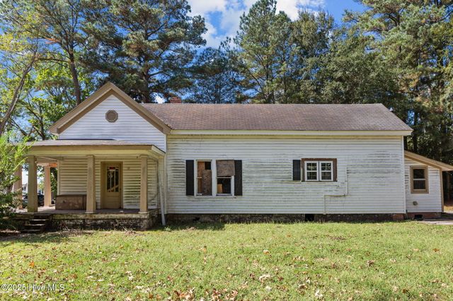 204 W Green Street, Robersonville, NC 27871