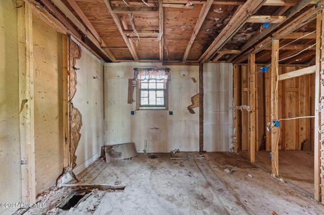 204 W Green Street, Robersonville, NC 27871