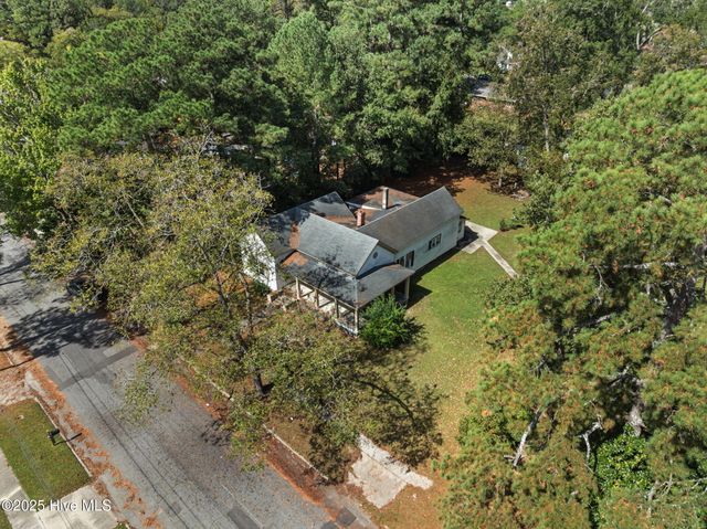 204 W Green Street, Robersonville, NC 27871