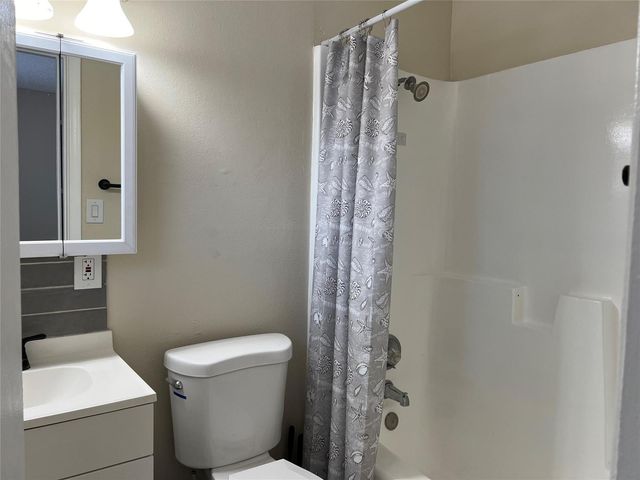 5168 NE 6th Avenue 426, Fort Lauderdale, FL 33334