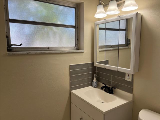 5168 NE 6th Avenue 426, Fort Lauderdale, FL 33334