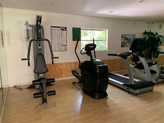 5168 NE 6th Avenue 426, Fort Lauderdale, FL 33334