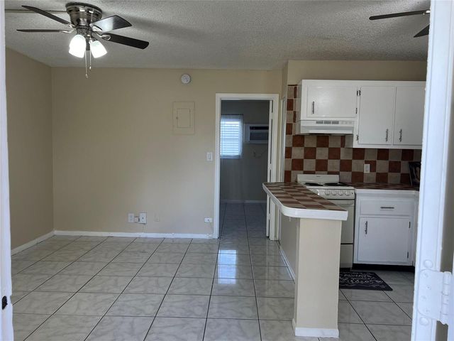 5168 NE 6th Avenue 426, Fort Lauderdale, FL 33334
