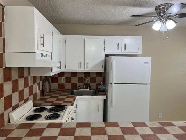 5168 NE 6th Avenue 426, Fort Lauderdale, FL 33334