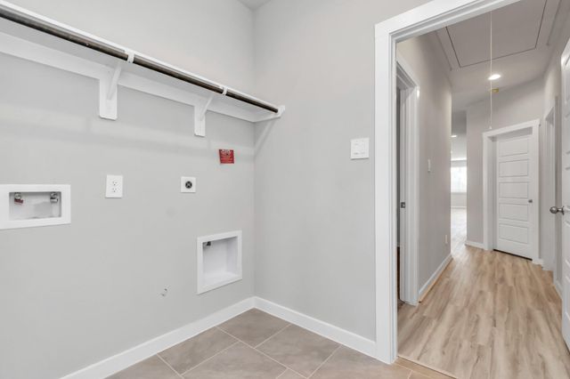 3020 Gunnersbury Drive, Houston, TX 77047