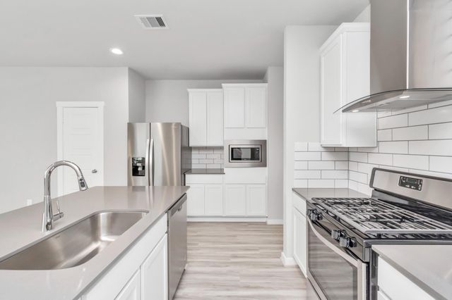 3020 Gunnersbury Drive, Houston, TX 77047