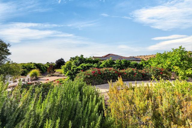 116 Keystone Ct, El Dorado Hills, CA 95762