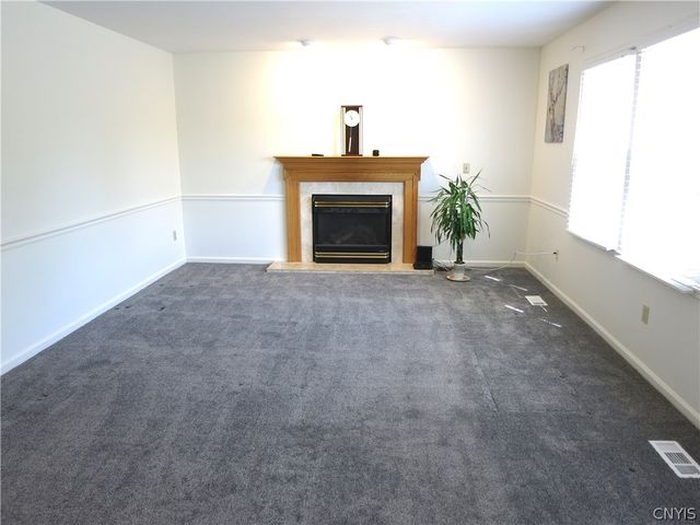 8226 Turnstone Drive, Manlius, NY 13104