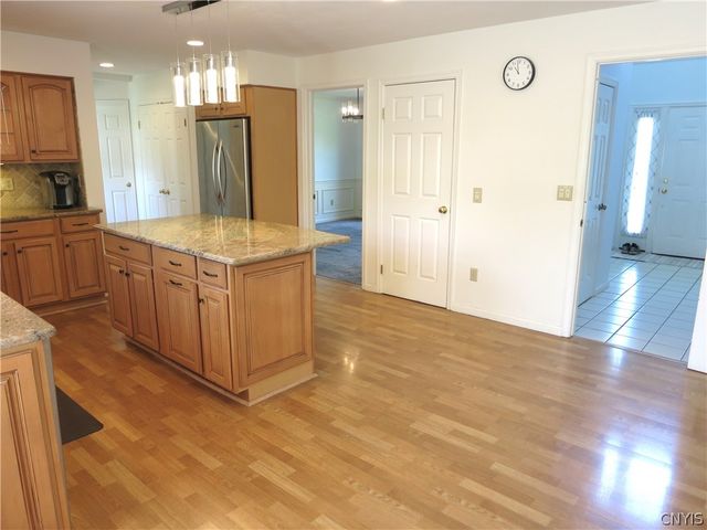 8226 Turnstone Drive, Manlius, NY 13104