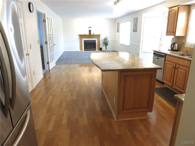 8226 Turnstone Drive, Manlius, NY 13104