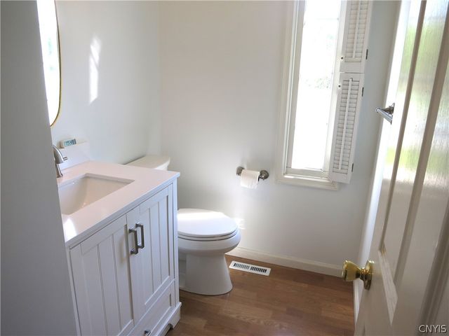 8226 Turnstone Drive, Manlius, NY 13104