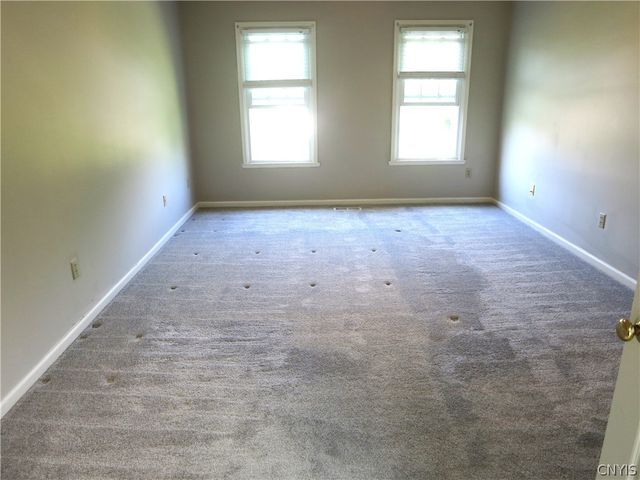 8226 Turnstone Drive, Manlius, NY 13104