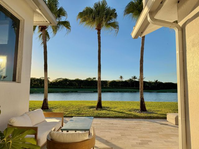 5411 NW 42nd Avenue, Boca Raton, FL 33496