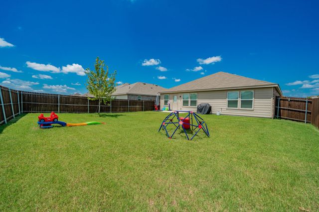 1828 Elderberry Street, Royse City, TX 75189